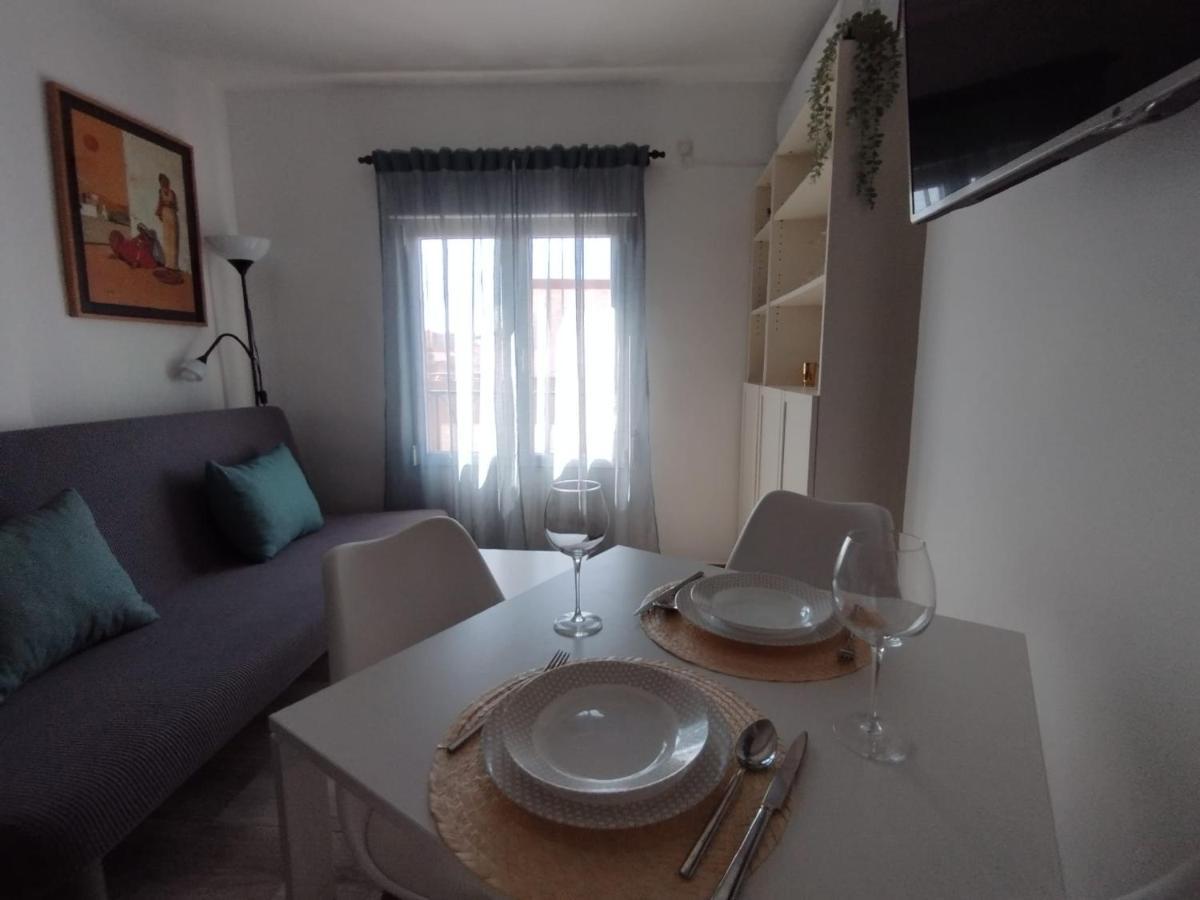 Apartamento Victoria Plaza Apartment Malaga Luaran gambar