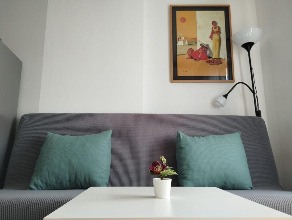 Apartamento Victoria Plaza Apartment Malaga Luaran gambar